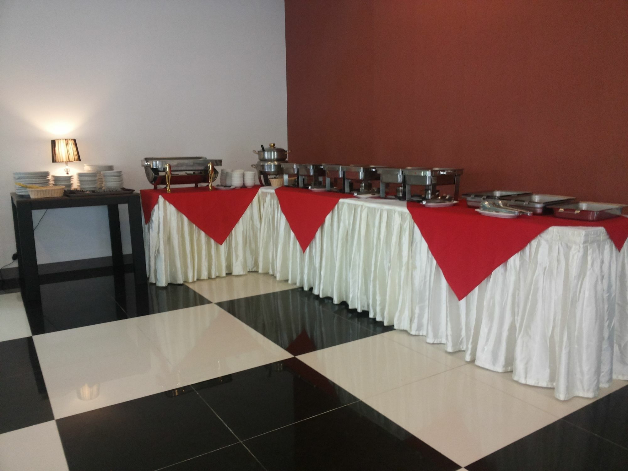 Hotel 72 Янгон Экстерьер фото