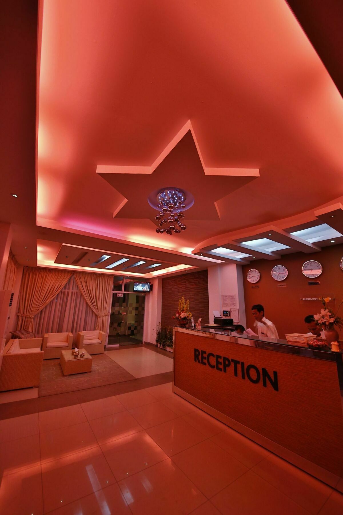 Hotel 72 Янгон Экстерьер фото